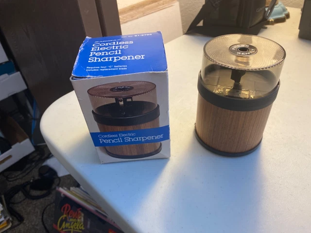 Cordless Electric Pencil Sharpener 61-2795 Wood Grain