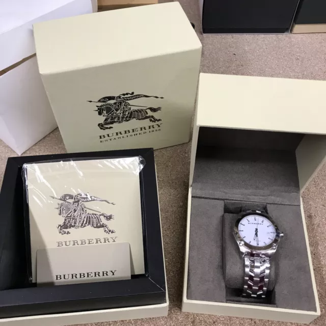 (NEEDS BATTERY) BURBERRY BU1852 Date New Heritage Quartz Wristwatch SS Silver