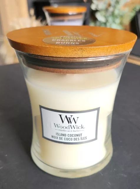 WoodWick Cafe Sweets Medium Trilogy Candle