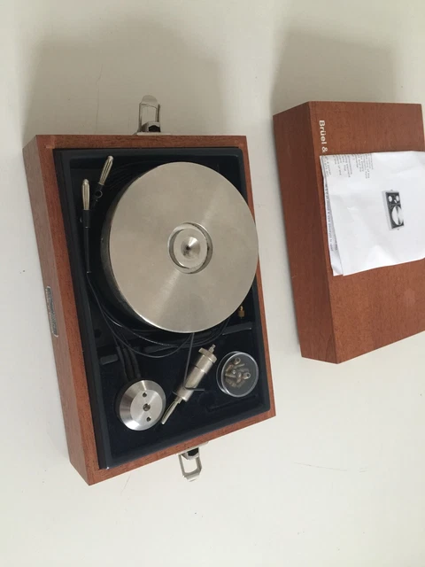 BRUEL KJAER DÄNEMARK 4290 Calibration Shaker für Beschleunigungsmesser