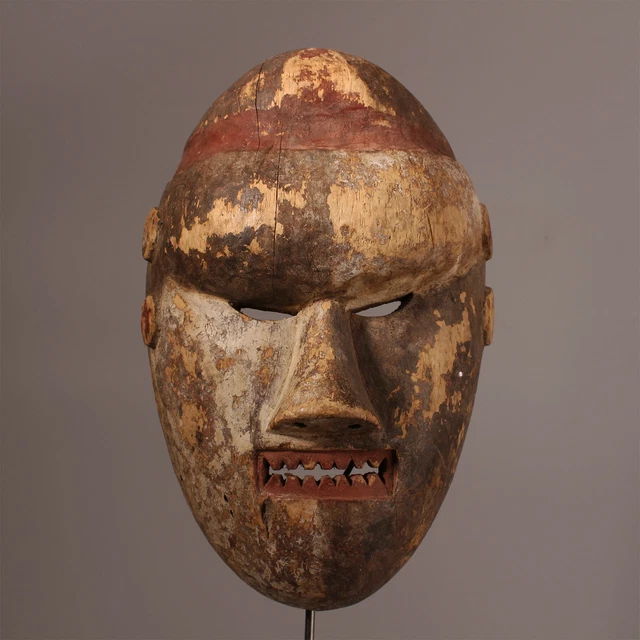 10379 Fine Mask of The Salampasu R.d.kongo