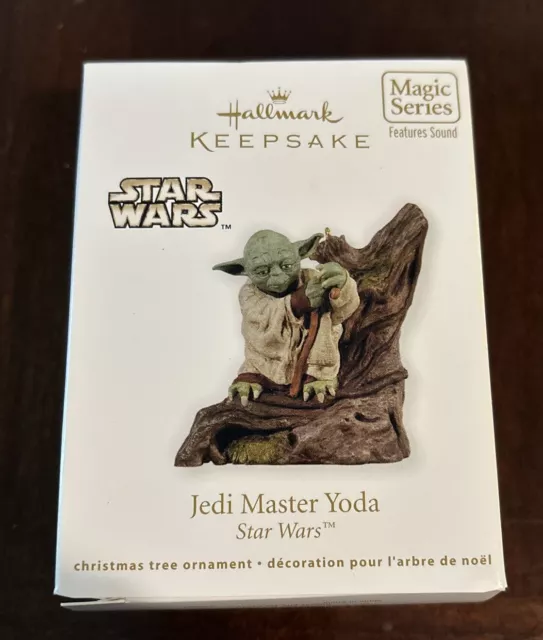 HALLMARK ORNAMENT STAR WARS 2011 JEDI MASTER YODA 15th In SERIES