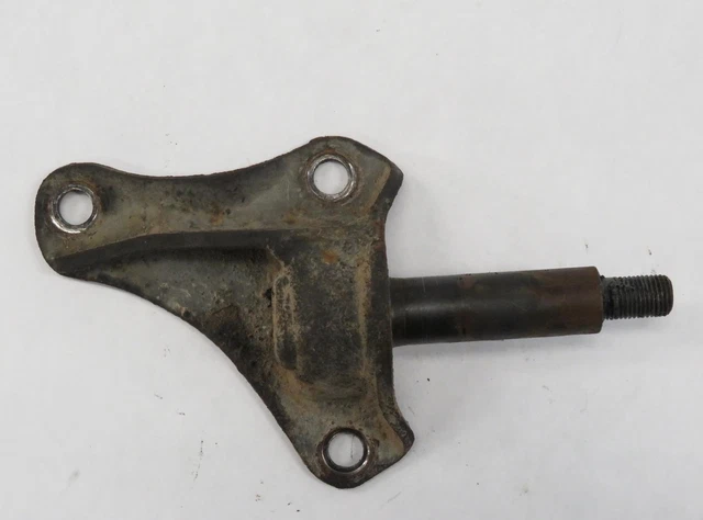 Mitsubishi Pajero Montero L040 Halter Aufnahme Umlenkhebel Lenkung