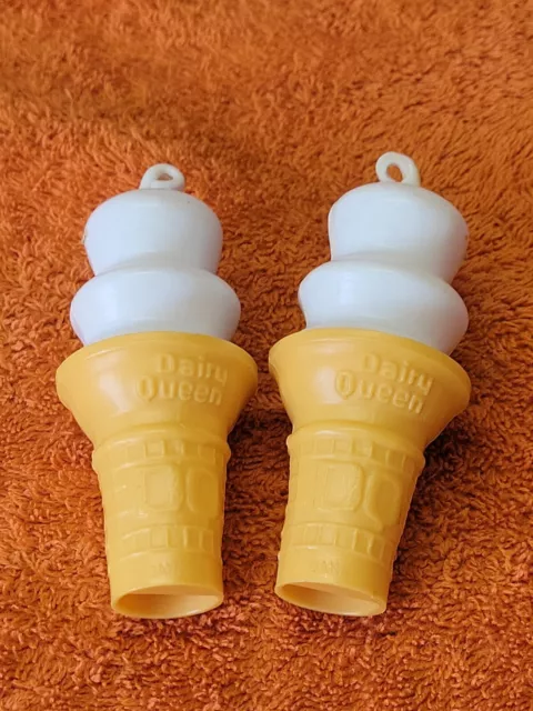 Q•Vintage 1960's Dairy Queen Novelty Whistle Ice Cream Cone Premium & 5 Rings