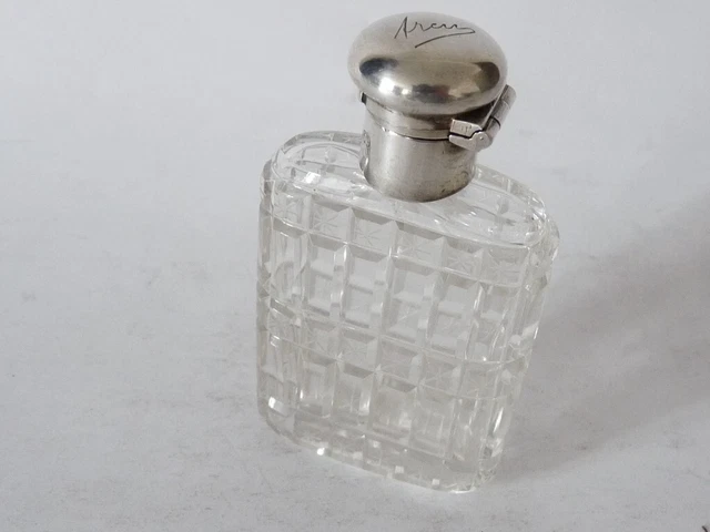 Flacon à Sel En Cristal Gravé - Paniers Fleuris Et Carquois - Monture Argent - Occasion