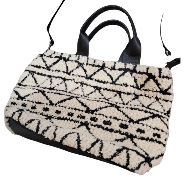 Universal Thread Shoulder Bag Handbag Tote Purse Black Off White Boho