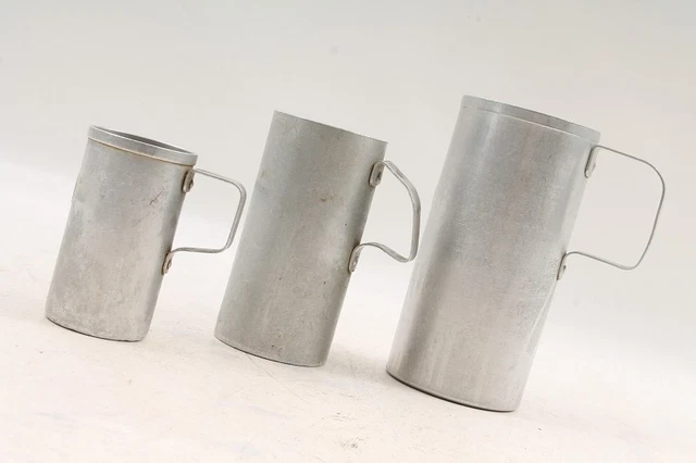 Set 3x alte Ölkanne Minol Tankstelle Ölbecher Öleimer Öl Werkstatt Oldtimer