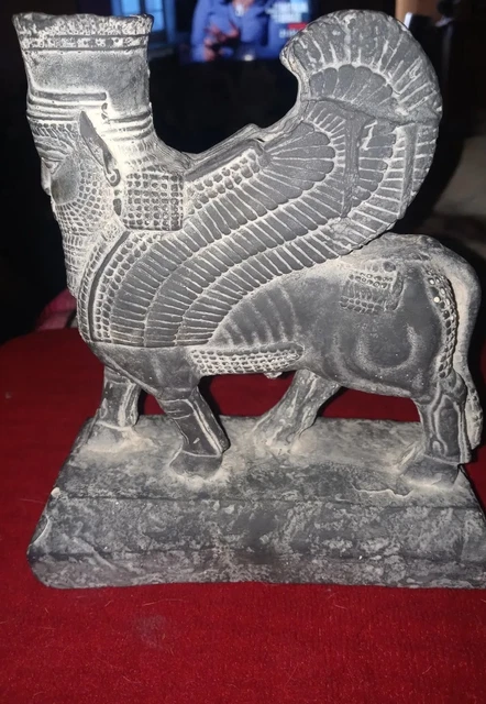 Assyrian Winged Bull Sculpture of Lamassu. Beautiful Art Piece Heavy.