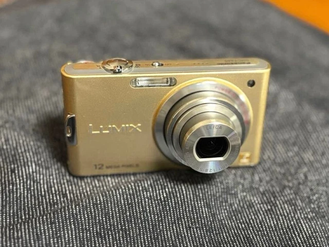 PANASONIC LUMIX DMC-FX60 Compact Digital Camera with Charger and