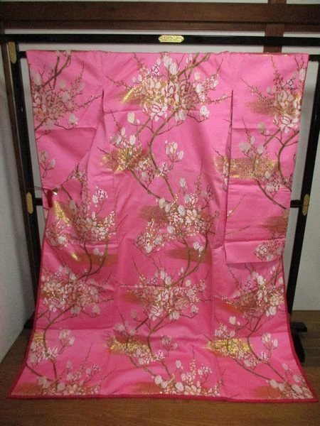 Japanese Kimono Uchikake Luxurious Wedding Embroidery Pure Silk Flower Pink K285 4