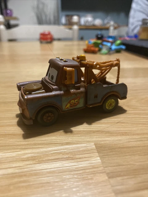 MATTEL DISNEY PIXAR Cars 2 Race Team Mater 1:55 Metal Diecast Plastic ...