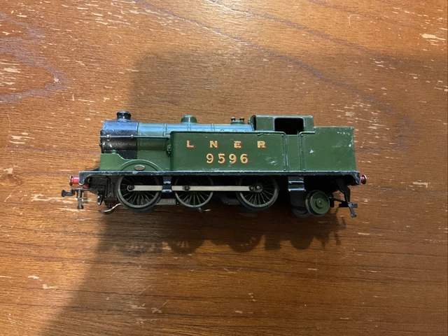 hornby dublo tank engine