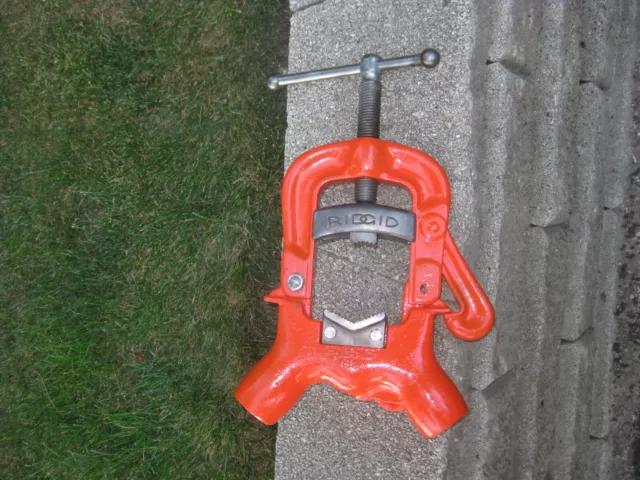 LARGE Ridgid SY- 3 1/2" Pipe Vise - Excellent Condition