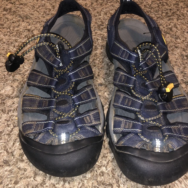 Keen Sandals Sz. 5.5