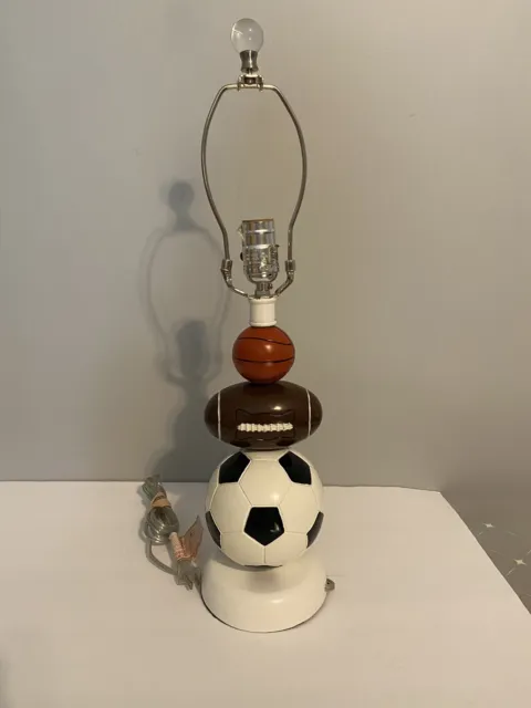 Lámpara de mesa temática deportiva fútbol baloncesto fútbol sin sombra 22"" niños