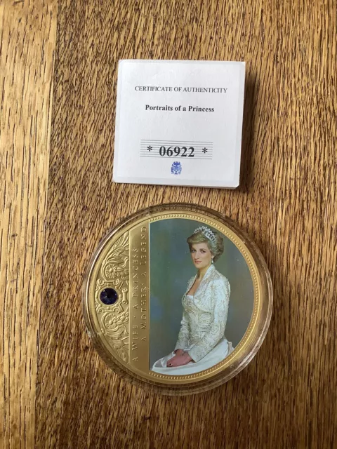 Collectors Coin Diana Portraits Of A Princess Gold Plated 2013 Windsor Mint