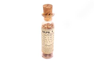 4 tlg. Apothekerflaschen Glasflaschen Globuli Homöopatisch um 1900 Deko Antik 2