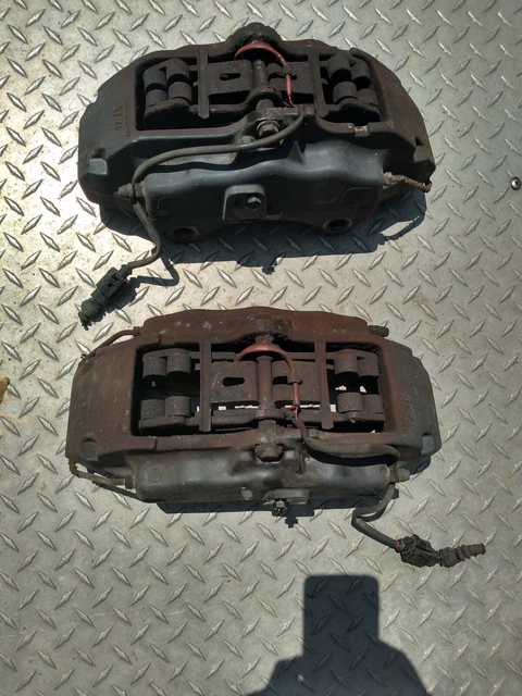 04-10 VW Touareg Porsche Cayenne Audi Q7 front 2  Brembo 17Z Brake Calipers