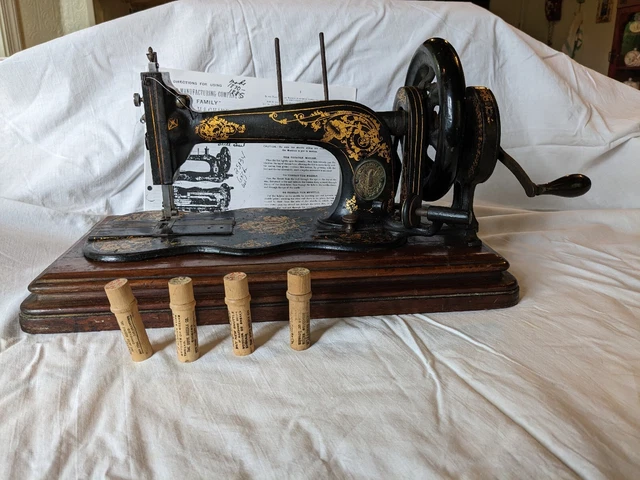 Antique Fiddle Singer Sewing Machine 12 New Family Handcrank Large Roses