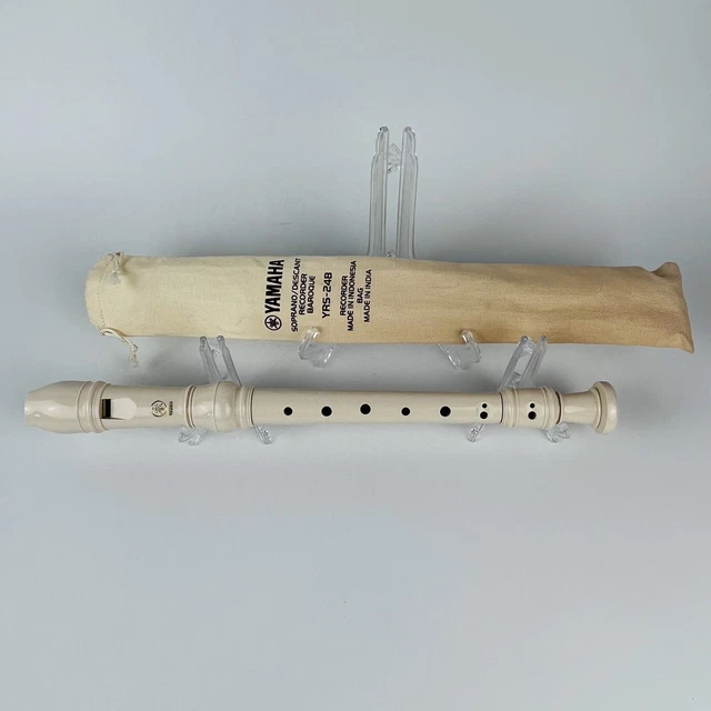 YAMAHA YRS24B SOPRANO Recorder Baroque Ivory Color with Bag Sleeve
