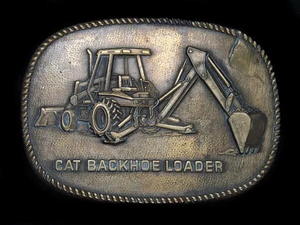 Td15127 Vintage 1985 **Cat Backhoe Loader** Heavy Machinery Belt Buckle