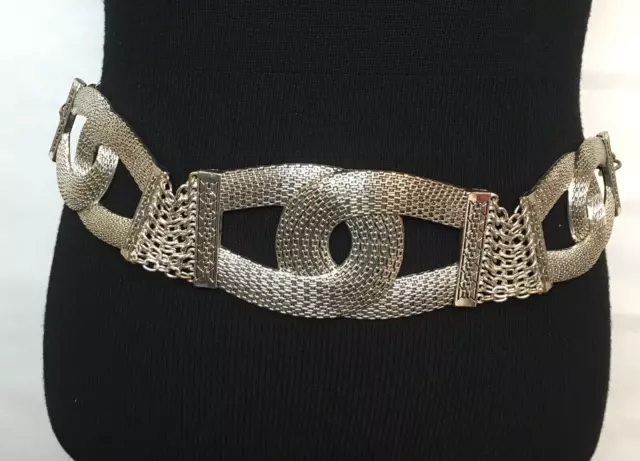 Chico’s Silver Tone Size Large Fits Up to 49" Heavy Metal Chain Link Waist Belt