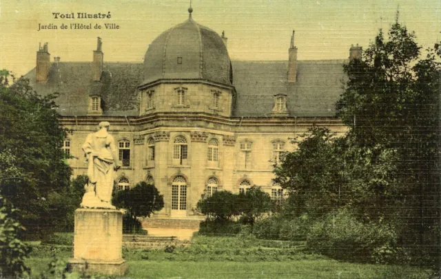 *35886 cpa 54 Toul - Jardin de l' Hôtel de Ville