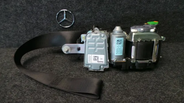 Y25-33 * Mercedes-Benz W207 E-Coupe Sicherheitsgurt Vorne Rechts // A2078604285