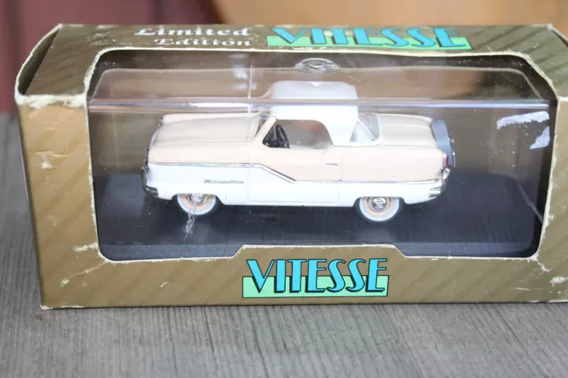 Vitesse L025 1959 1/43 Nash Metropolitan Beige/White Hard-Top 1:43 Diecast LB