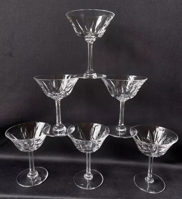 Ancien Service de 6 coupes à Champagne en  cristal de st Louis modèle Cerdagne