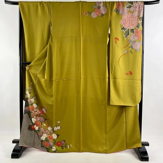 Japanese Kimono Furisode Pure Silk Conch Shell Chrysanthemum Soft Yellow Green