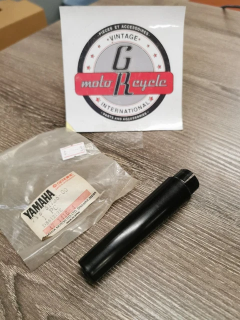 NOS YAMAHA Snow Blower  GRIP CHUTE CONT  7Y6-51738-00 Y57