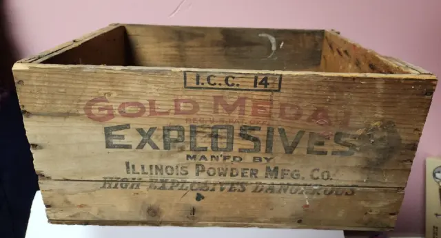 Gold medal Explosives Dynamite Ajax 4 x 16 Vintage Box