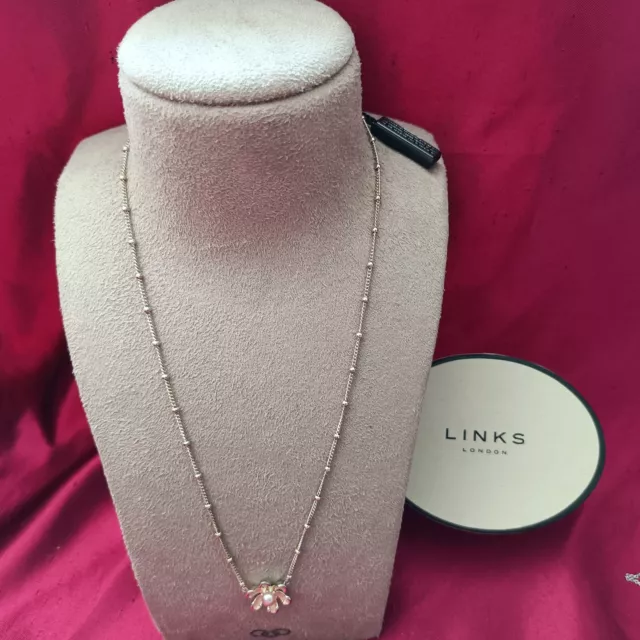 Links of sales london opening times