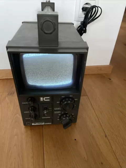 NATIONAL Tragbarer Fernseher ROVER Funktiontüchtig