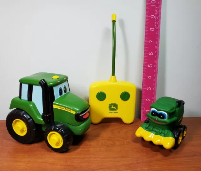 JOHN DEERE TOMY Johnny Tractor Remote Control and Corey Combine toy 25