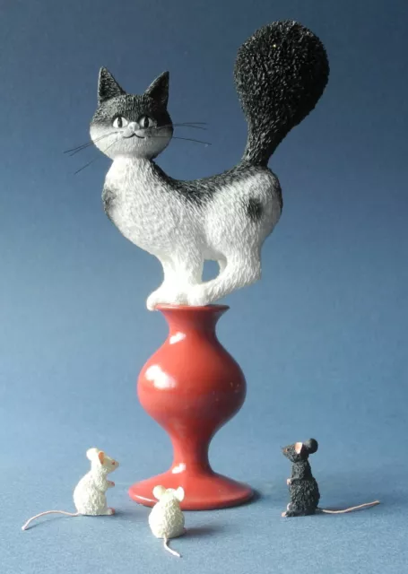 Dubout Cats Escape Plan Cat Figurine Collectables Gift Boxed Ornaments Sculpture