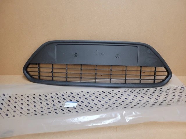 GENUINE FORD FOCUS Mk2 Front Bumper Lower Grille Less RS 2007-2011 ...