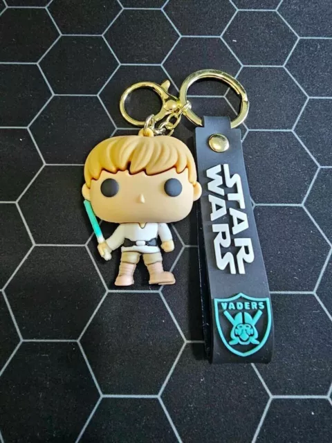 Luke Skywalker Star Wars Series Keychain Keyring *