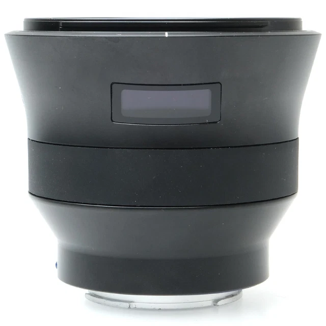 Lente Zeiss Batis 18 mm f2,8 Distagon T* con capucha para Sony E