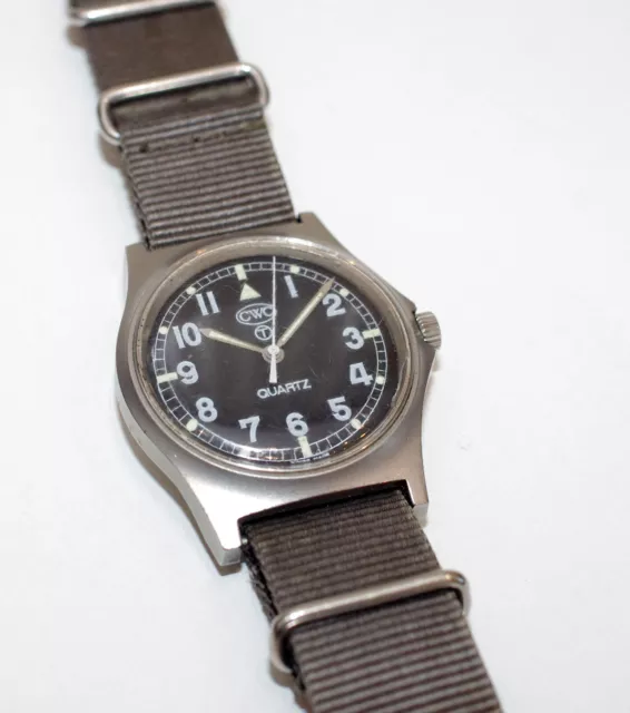 CWC G10 W10-6645-99 issued '91 watch Armbanduhr defekt needs repair