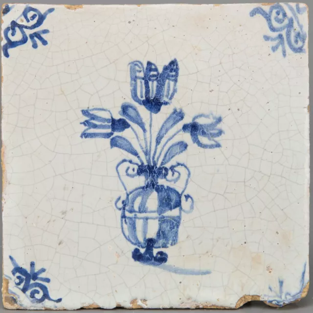 Nice Dutch Delft Blue tile, flowerpot, 17th. century.