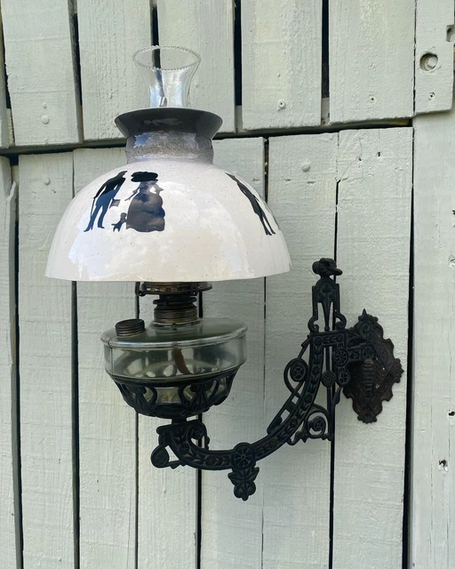 Cast-Iron Swing Arm Bracket Wall Hanging Victorian-Style Oil Lamp