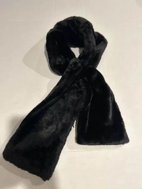 Sprigs Faux Fur Pull-Through Scarf with Zipper Pocket 