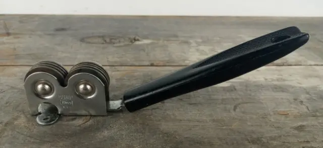 Vintage Ekco Knife Cutlery Sharpener Pull Through Chrome Plated