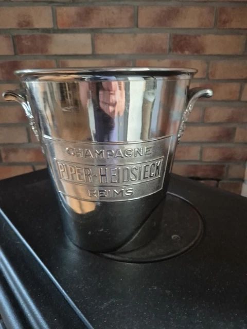 Large Piper Champagne Bucket, Piper Heidsieck Cuvée Rare Champagne