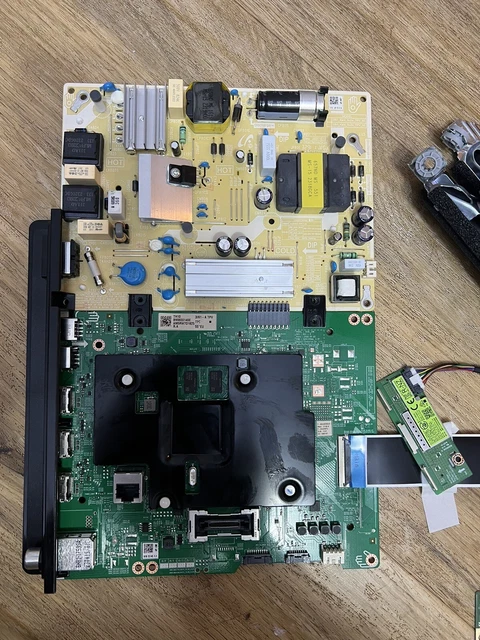 Carte Mère Et Alimentation Pour TV LG 60UM695 – Kit Pièces Détachées 60 Pouces