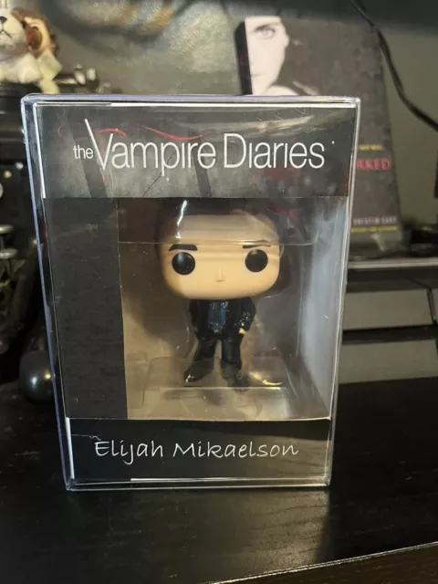 Funko Pop personalizado de The Vampire Diaries Elijah Mikaelson