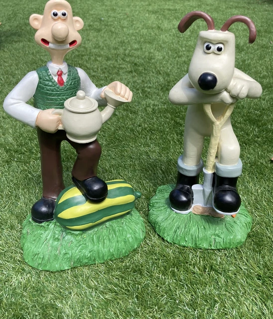 WALLACE AND GROMIT Garden Ornaments Figures 11” Rare Collectable SLOTZ