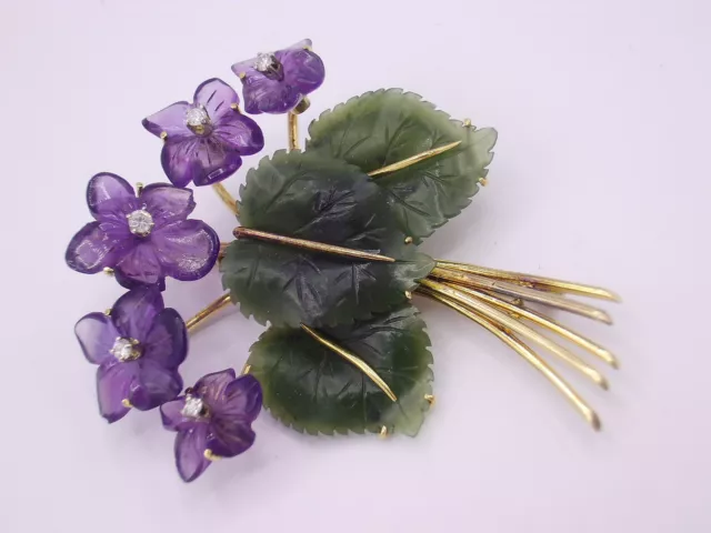 wunderschöne Brosche Gold 585 Amethyst Jade & 5 Brillanten Blumen Dekor